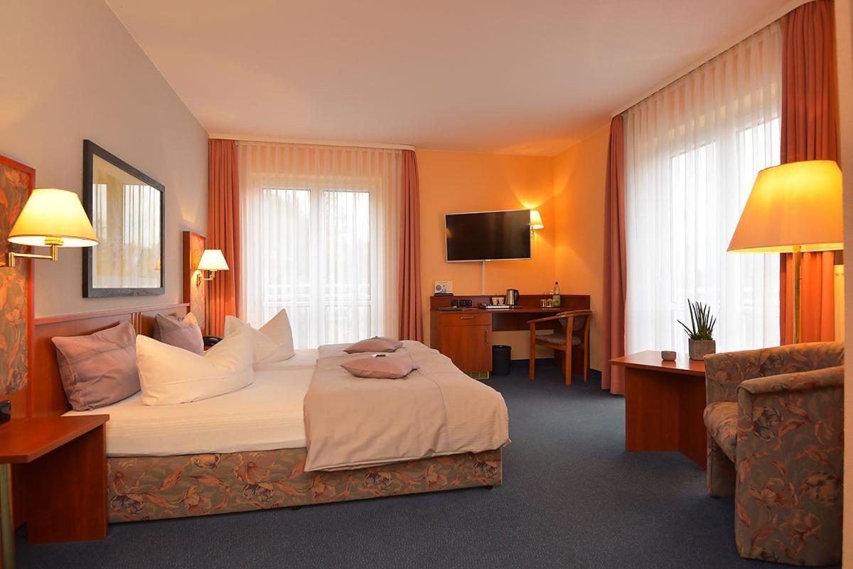 Altstadthotel An Der Werra 마이닝겐 외부 사진